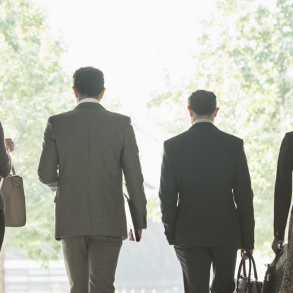 ファミリーオフィスドットコム グローバルマーケットリサーチ室