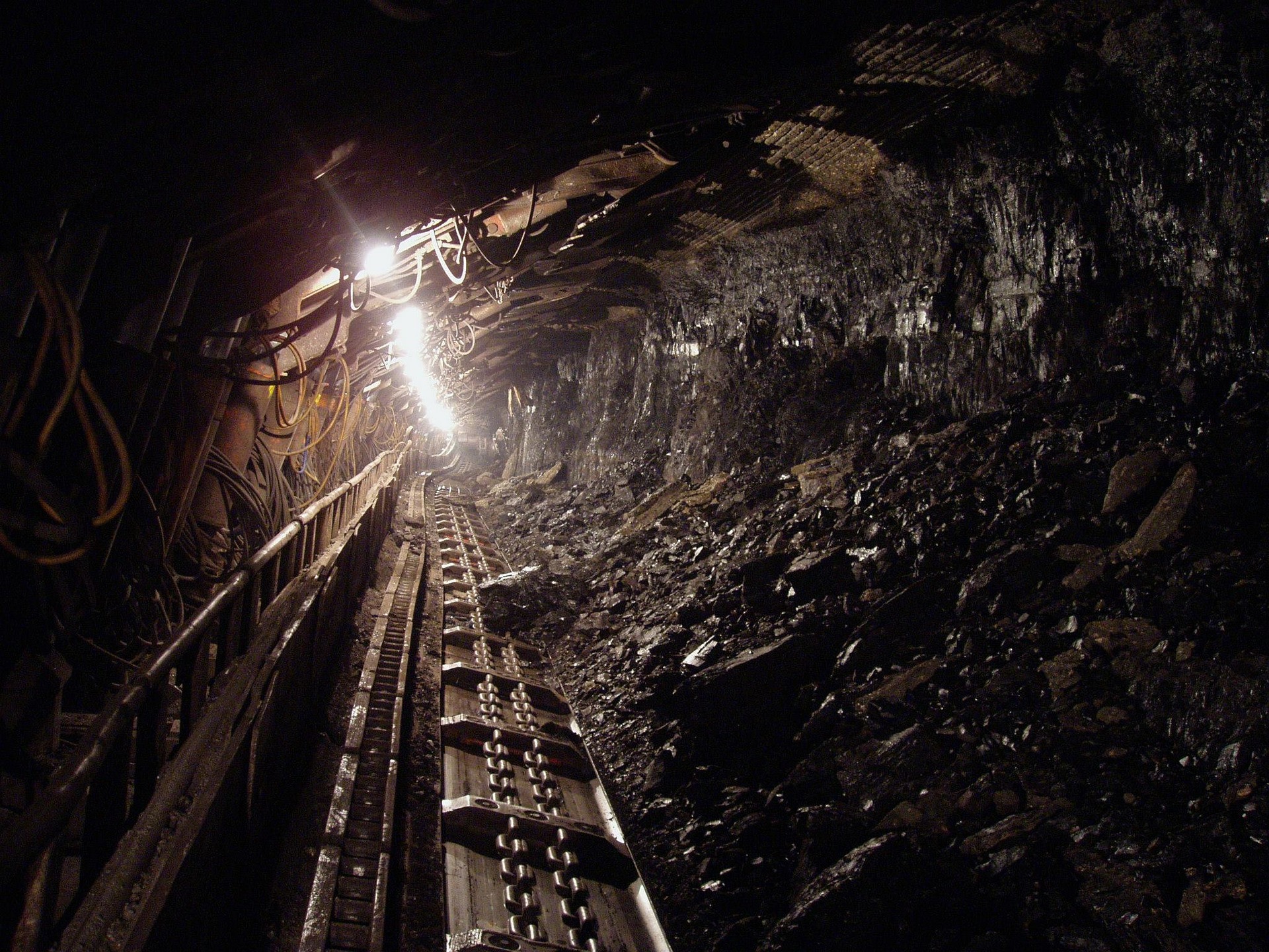 米国株の「炭鉱のカナリア」は引き続き警戒モードを示唆