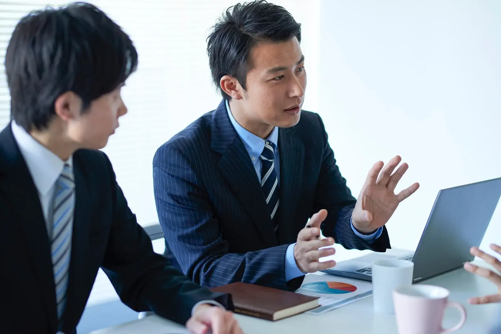 相談者が抱える課題解決に向けた、安定収益のREITやコモディティを活用したキャッシュフロー確保と最適な資産配分。